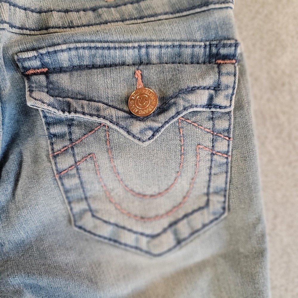 True Religion Becca Mid Rise Bootcut Jeans Light Wash Pink Stitch Size 26 - Picture 9 of 11